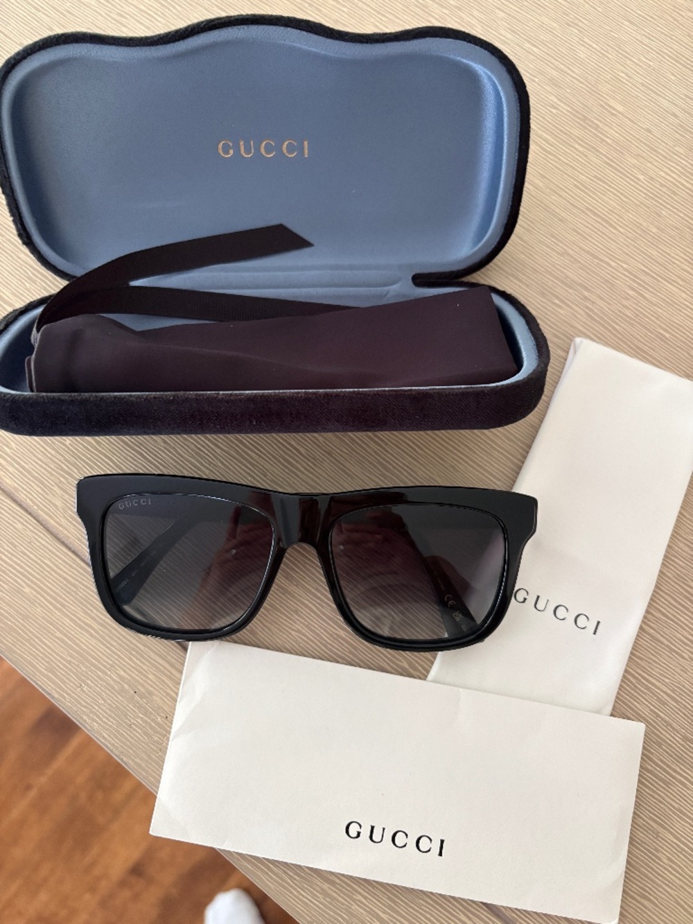 NEW GUCCI Square Sunglasses Black